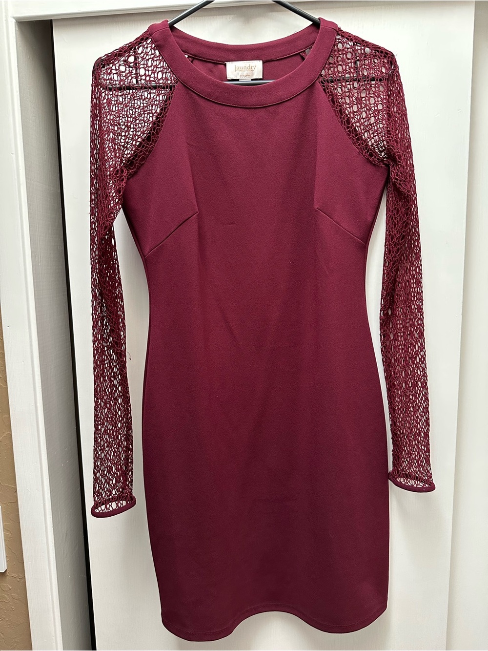 Laundry By Shelli Segal Wine Crochet-Sleeve Sheath Dress